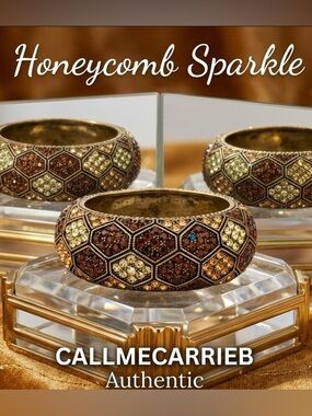 🛍️Cuff bracelet with a honeycomb pattern and amber-colored rhinestones